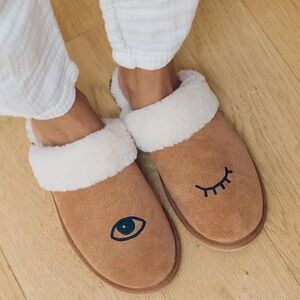 Soludos Tan Suede Eye Slippers